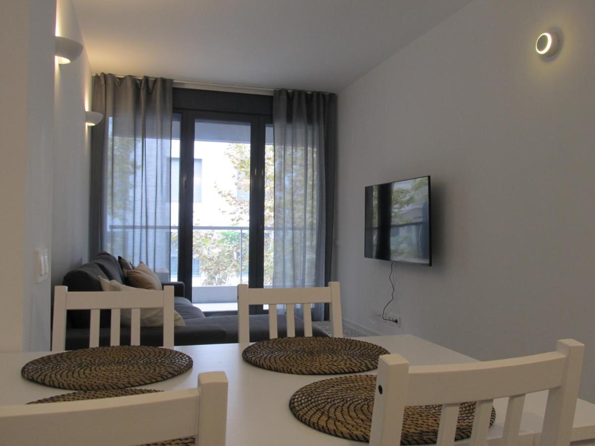 Family Apartment Vilanova i la Geltru Exterior photo